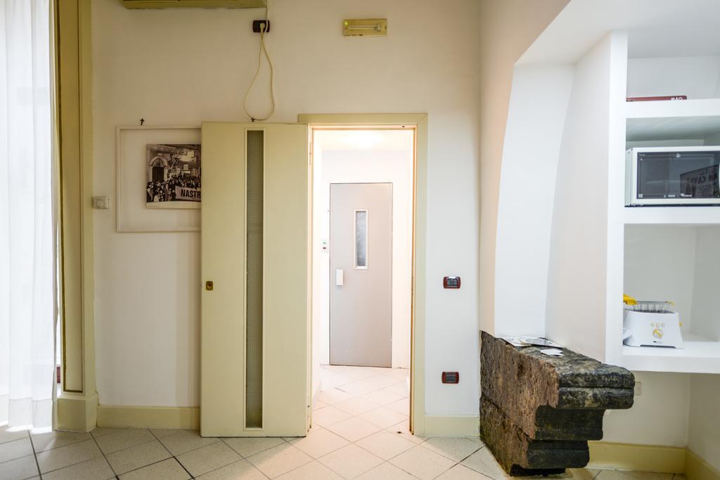 那不勒斯Residenza Santa Chiara公寓 外观 照片